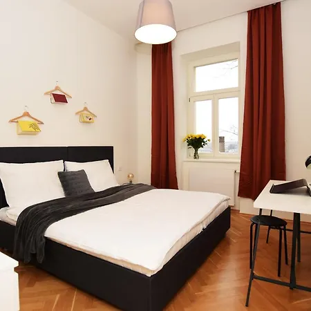 Rehorova Apartments Prague Exterior photo